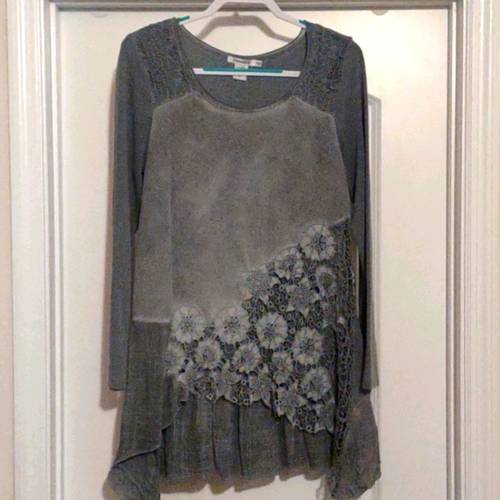 Woman's top